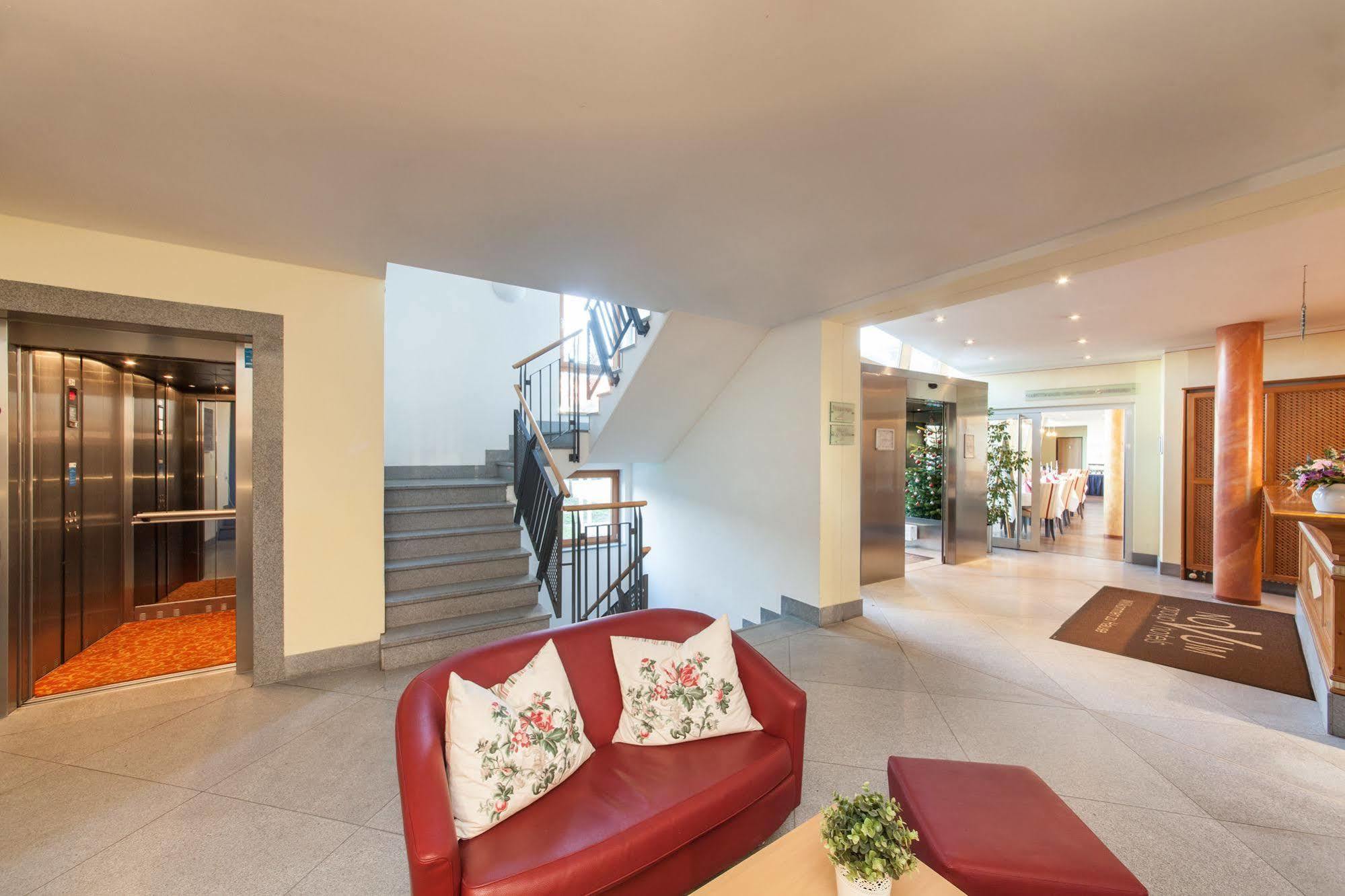 Hotel Seidlhof Гаар Екстер'єр фото